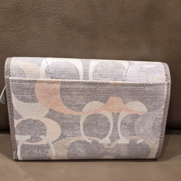 GUC Coach canvas and leather wallet - Picture 2 of 10